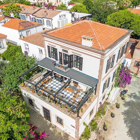 Hotel Siyah Lale Cunda 1841 (Adults Only) à Ayvalı Extérieur photo